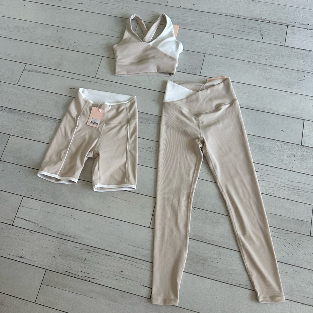 Wilo 3 pc Beige and White Athletic Set